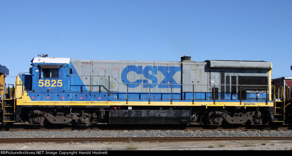 CSX 5825